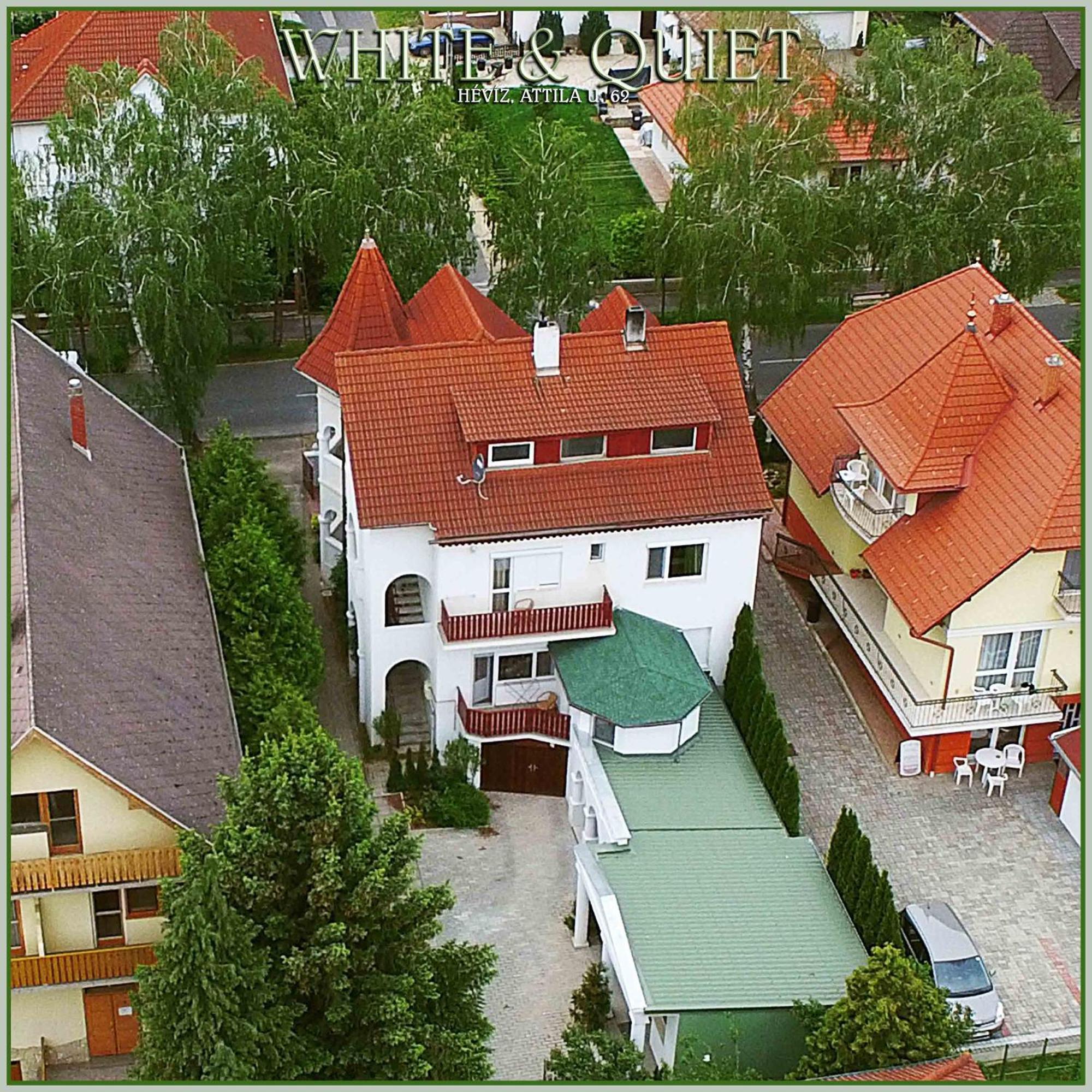 White & Quiet Apartment House Hévíz Екстериор снимка